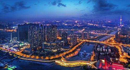 鼓楼滨江吃瓜,夏日吃瓜盛宴，畅享清凉时光