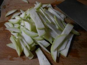 胡芦瓜能和高笋一起吃吗,胡芦瓜与高笋的搭配食用指南