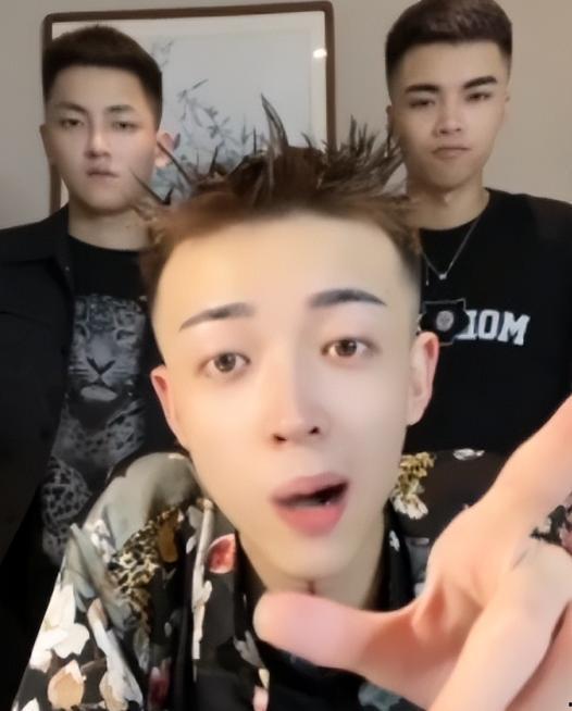 宇将军吃瓜视频,揭秘娱乐圈幕后故事