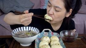 吃瓜宅追剧,揭秘热门剧集背后的故事