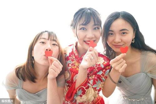 吃瓜少女变新娘,一段甜蜜的蜕变之旅