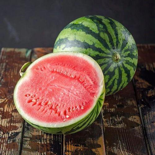 麒麟府吃瓜视频,揭秘网红美食背后的故事