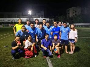 吃瓜的啦啦队,啦啦队视角下的娱乐圈风云