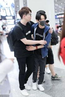 偶遇吃瓜迷妹视频,明星现场吃瓜成焦点