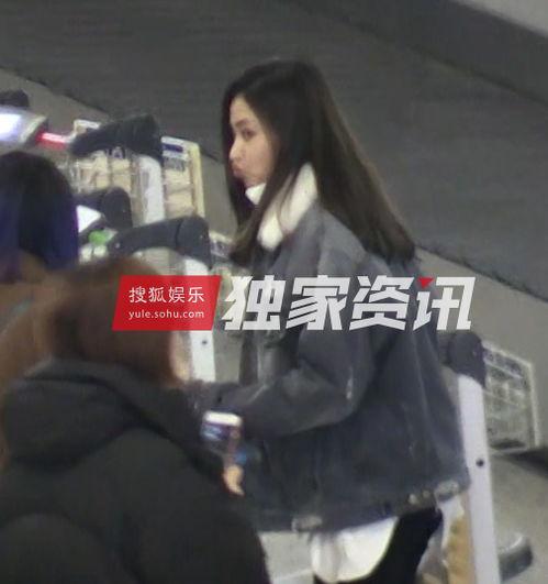 偶遇吃瓜迷妹视频,明星现场吃瓜成焦点