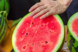 最近大学吃瓜,揭秘近期大学吃瓜事件背后的真相