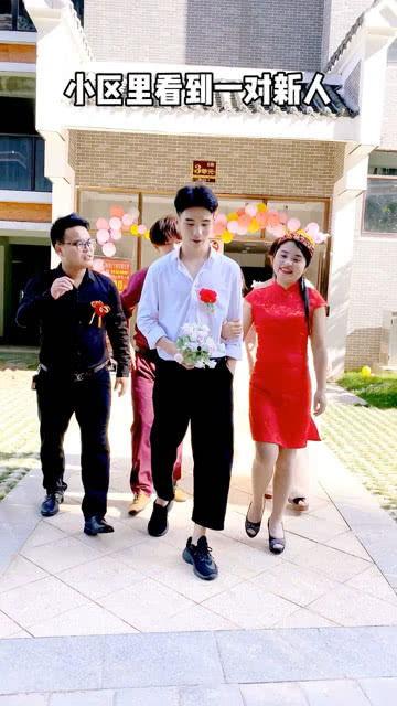 吃瓜消息恶搞,揭秘娱乐圈那些不为人知的“吃瓜”趣事