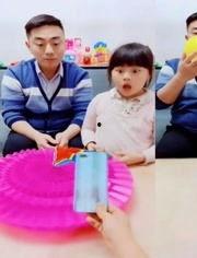 云南父女吃瓜,这瓜，甜吗？